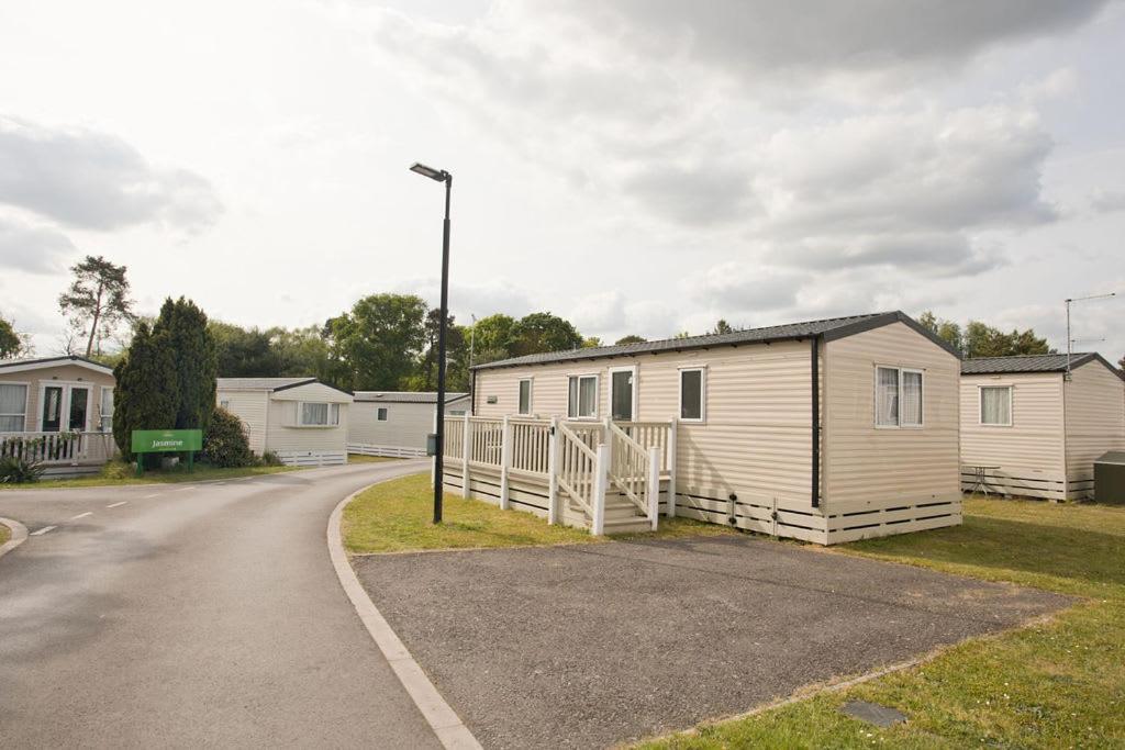 Luxury Holiday Retreat Set Within Oakdene Forest - Park Activities Pass Included Free! سانت ليناردس المظهر الخارجي الصورة